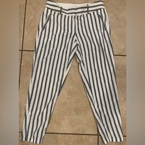 LOFT 00 Petite Black & White Striped Pants